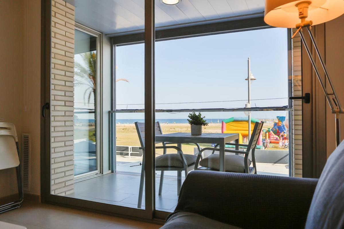Apartaments Les Palmeres Coma-Ruga Luaran gambar